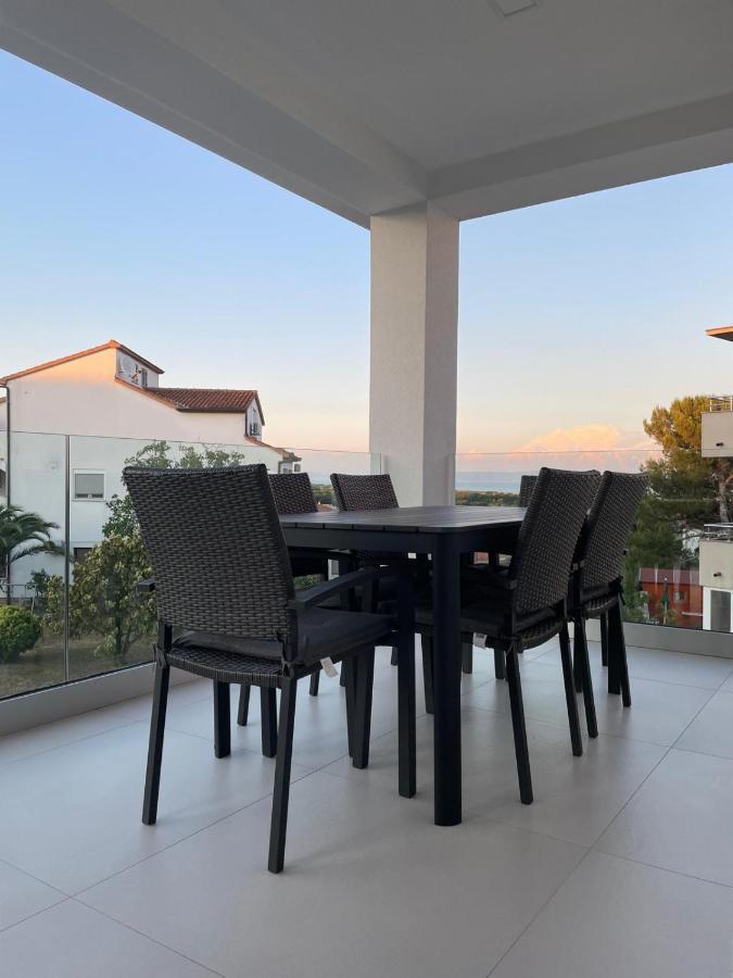 Apartment Rahat Ližnjan 외부 사진